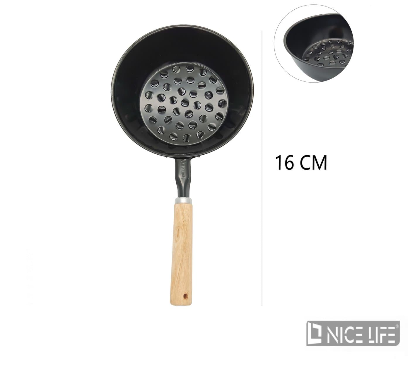 Naczynie do grillowania metalowe z drewnianą rączką