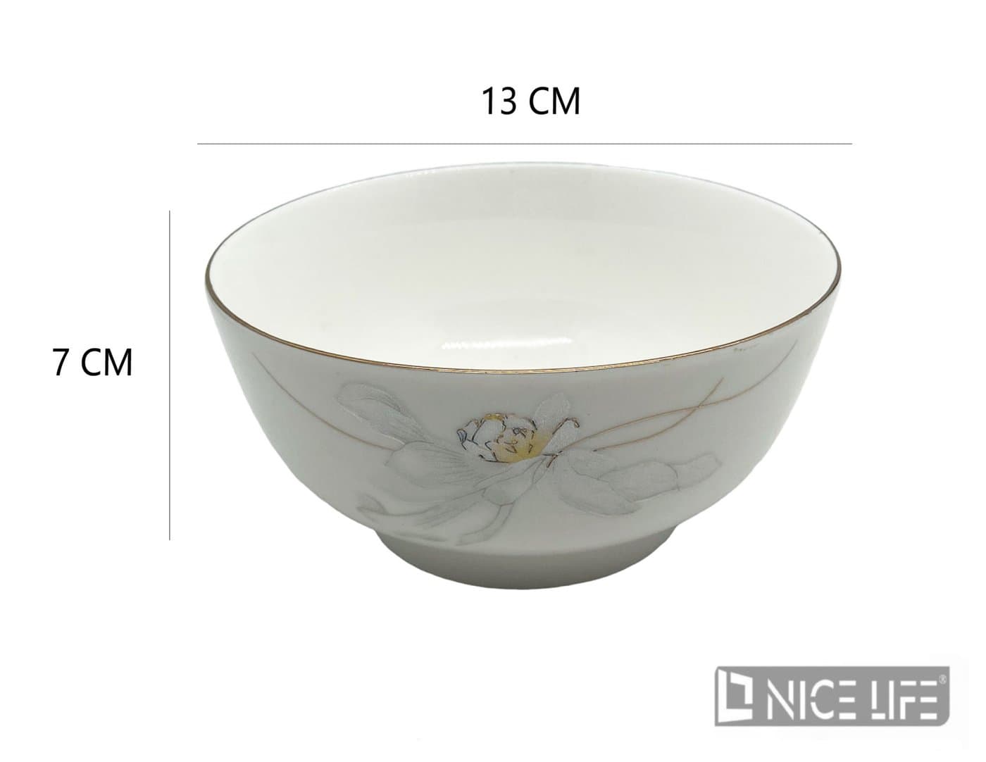 Naczynie ceramiczne białe w kwiaty ze złotą obwódką do potraw